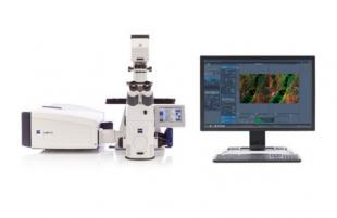 Full image of the Zeiss LSM710 Confocal Microscope. The monitor is displaying the control software.